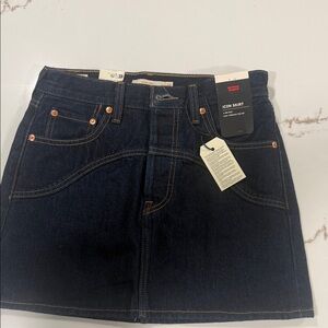 Levi's Women's Denim icon Skirt - Dark Blue